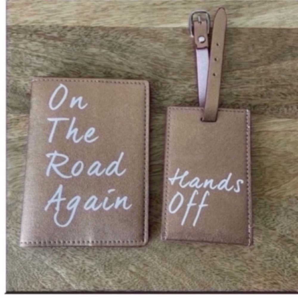 Understated Leather travel set- Luggage tag and passport holder set in rose gold